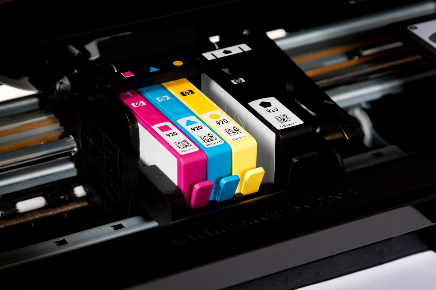 Primera inkjet cartridges in printer head